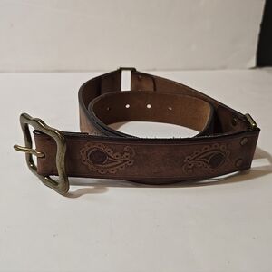 Vintage Lucky Womens Brown Leather Belt with Brass Buckle Size M